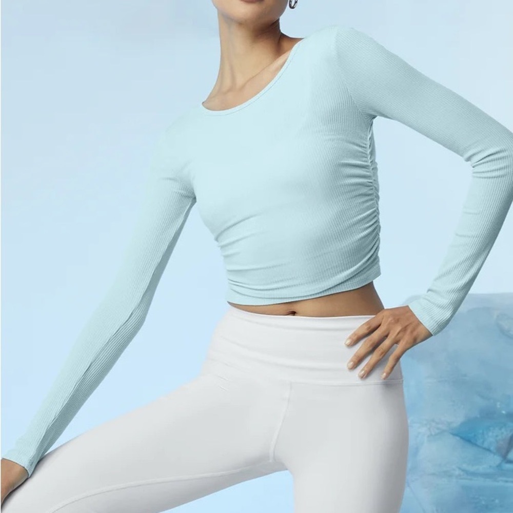 ALO chalk gather top